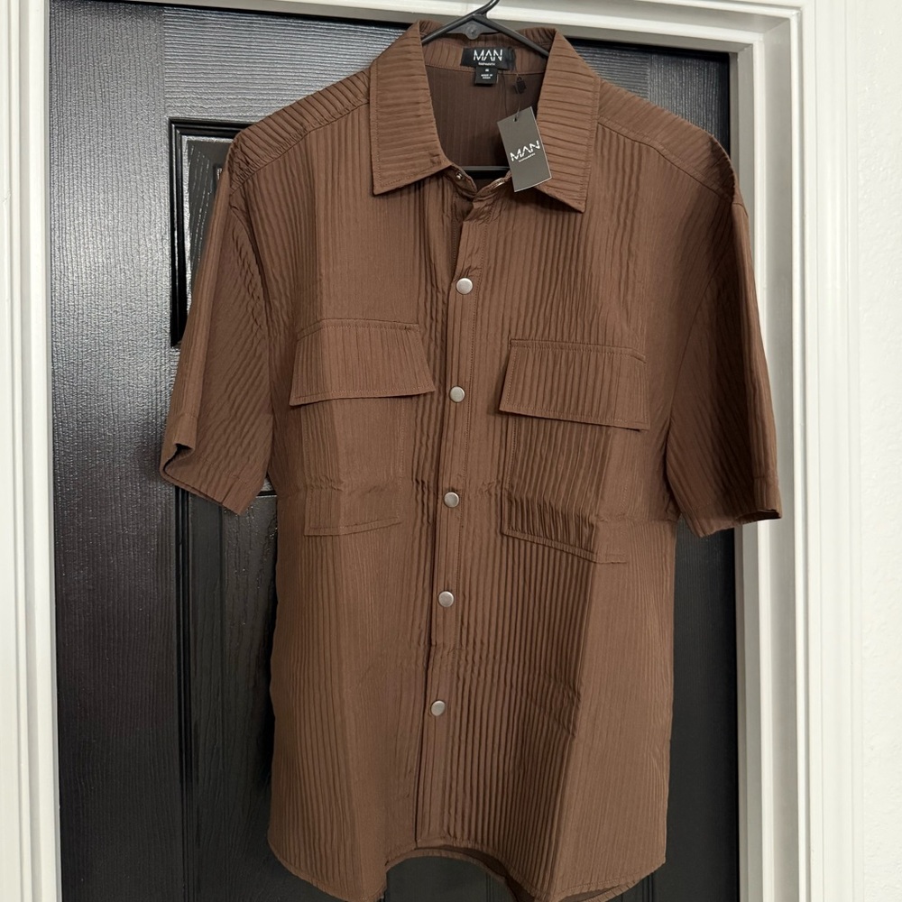 Boohoo Brown Casual Button Down Shirt View 2
